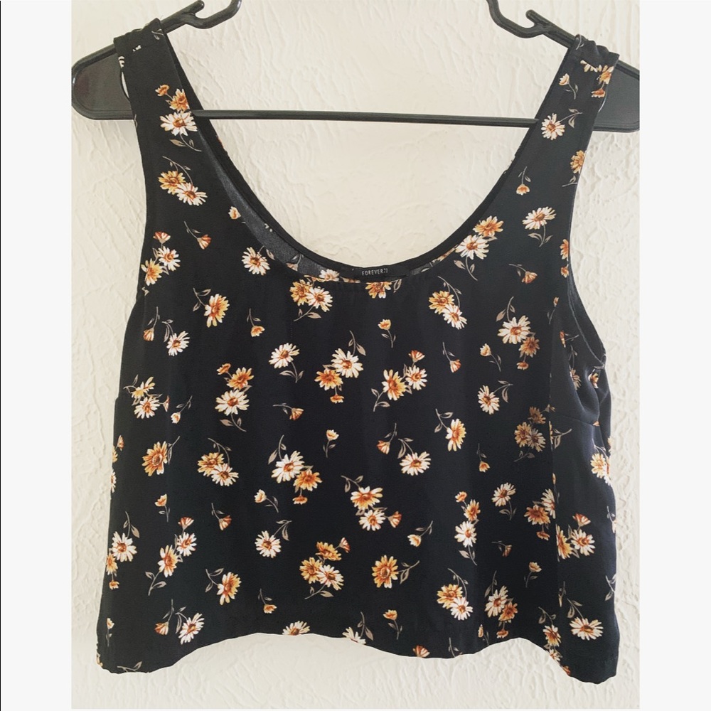 3/$15 Forever 21 Floral Crop Top